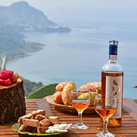 Il Basto 8 By Massimo Villa Cefalu